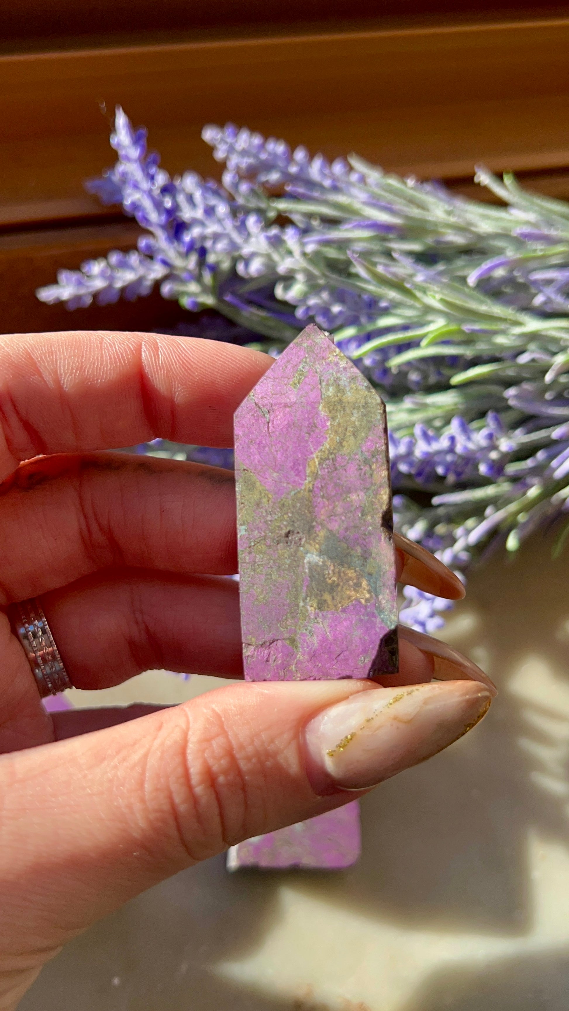 Obelischi di purpurite