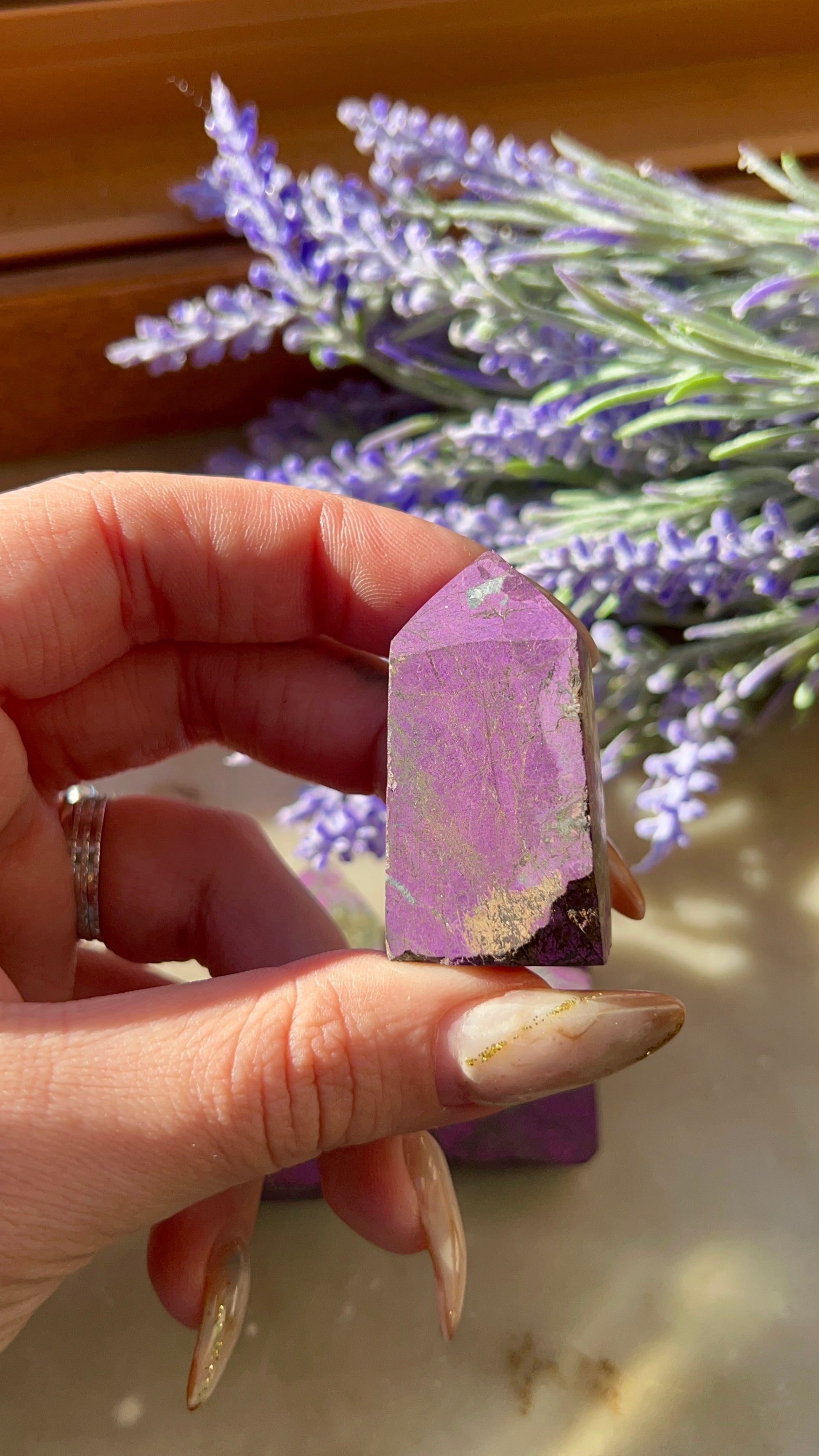 Obelischi di purpurite